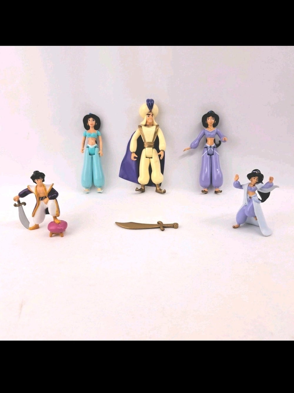 Disney Aladdin Princess Jasmine and Friends Figurine Playset - Purple & Cream